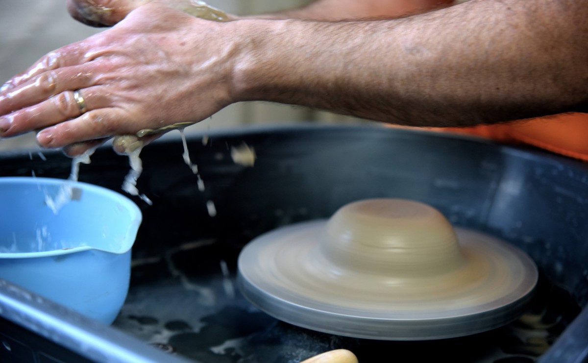 The Crafty Potter - POTTERS WHEEL CLASSES